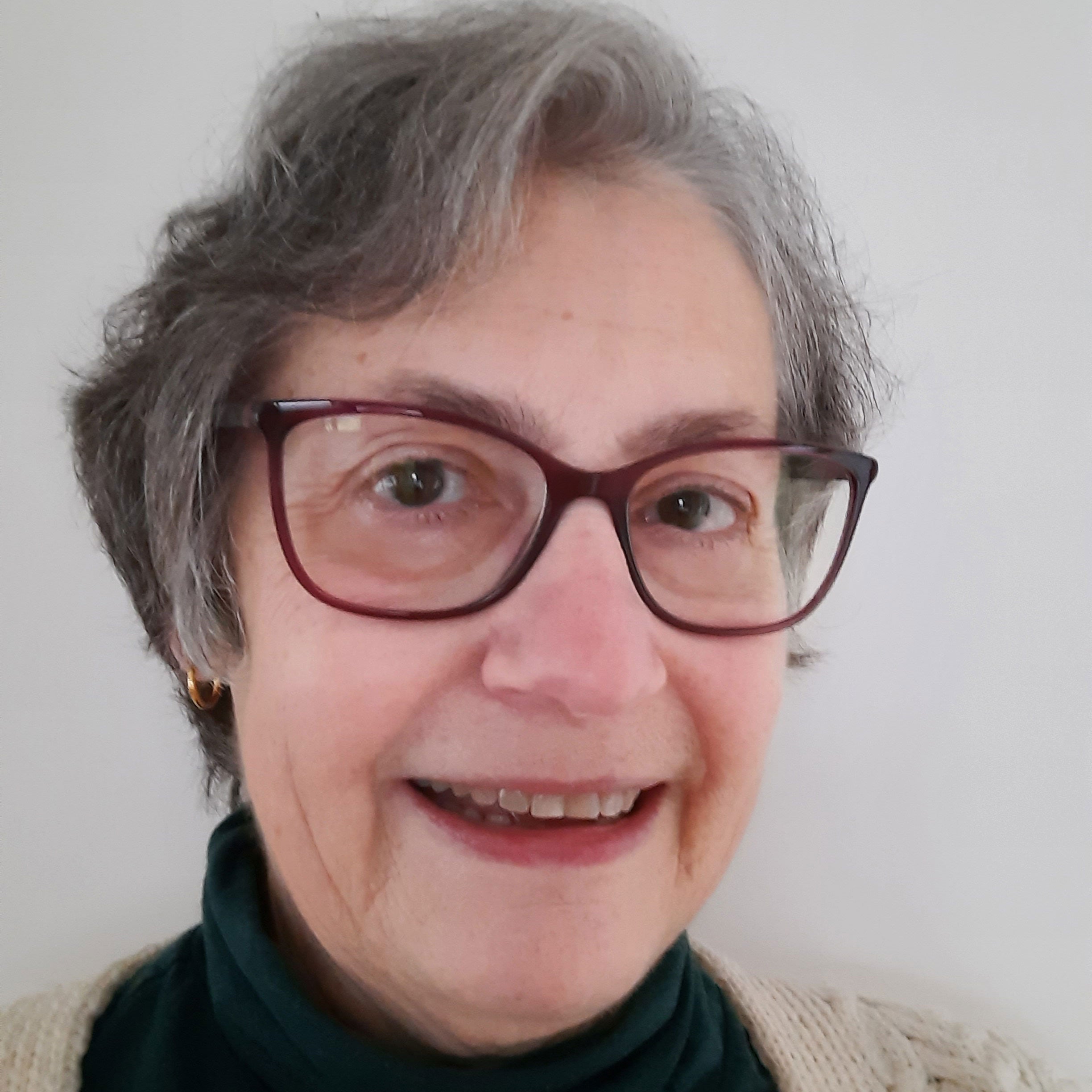 Laura Weinland-Young headshot